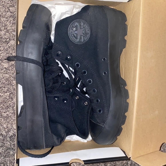 Men’s All Black Platform Converse